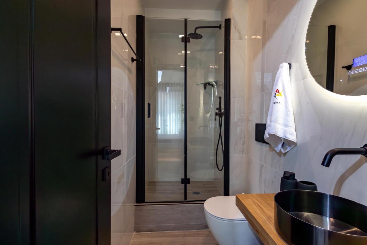 Triple A @ Trendy Psiri - Art & Nightlife Aparthotel Athena Bagian luar foto