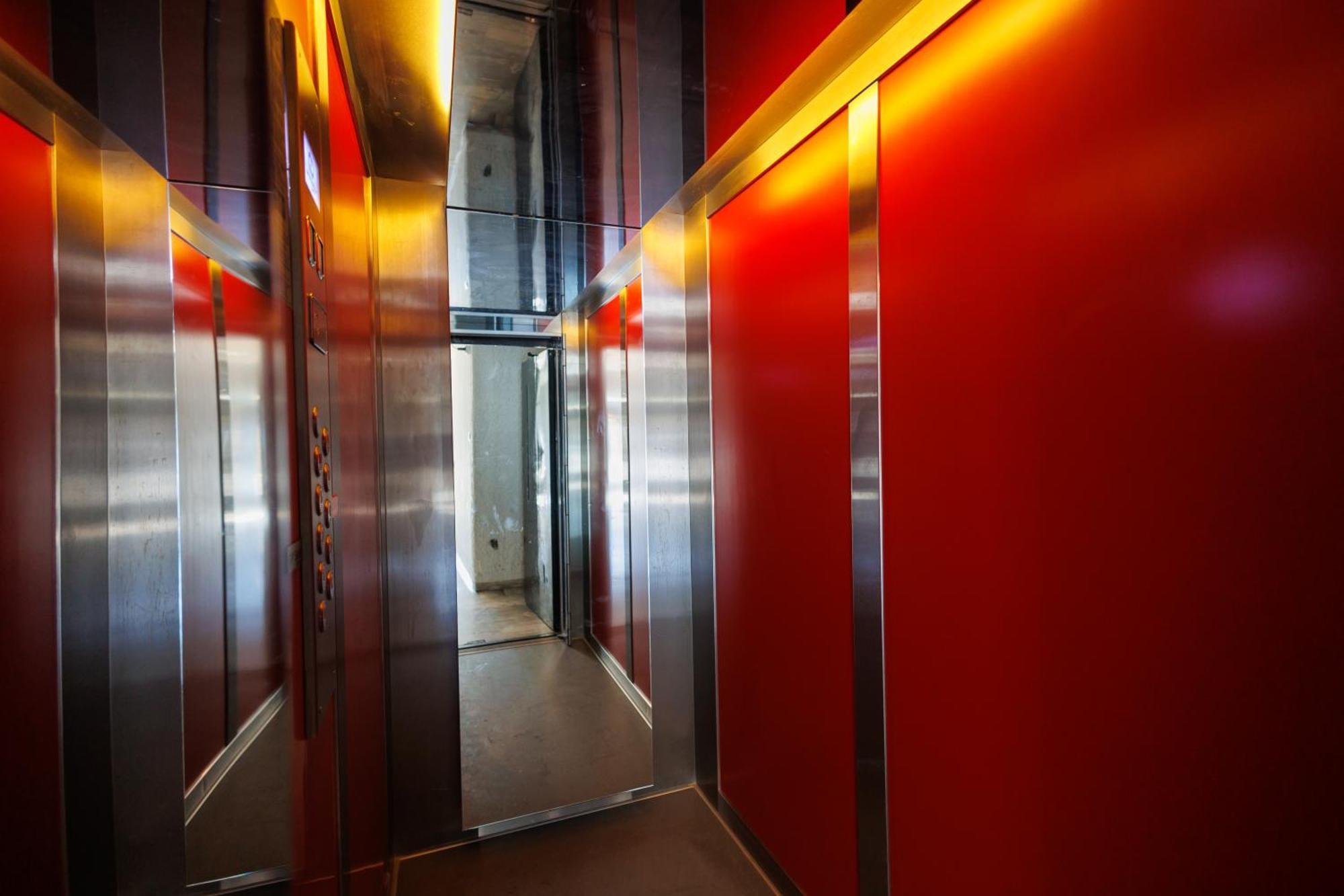 Triple A @ Trendy Psiri - Art & Nightlife Aparthotel Athena Bagian luar foto