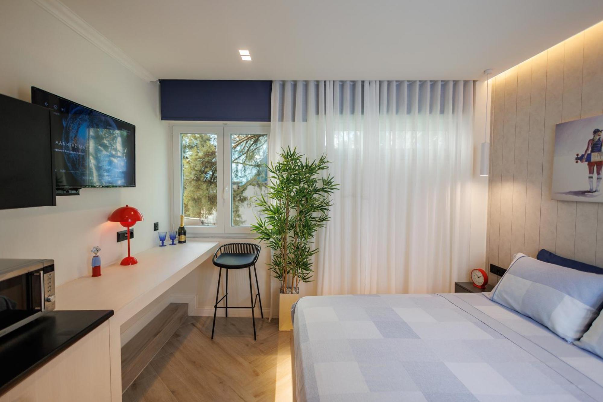 Triple A @ Trendy Psiri - Art & Nightlife Aparthotel Athena Bagian luar foto
